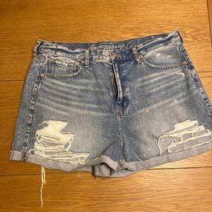 American eagle mom shorts